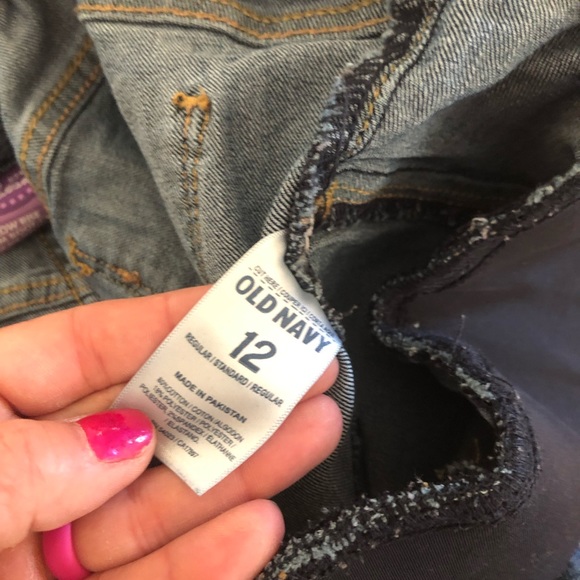 2 pair old navy maternity jeans size 12 - Picture 3 of 3